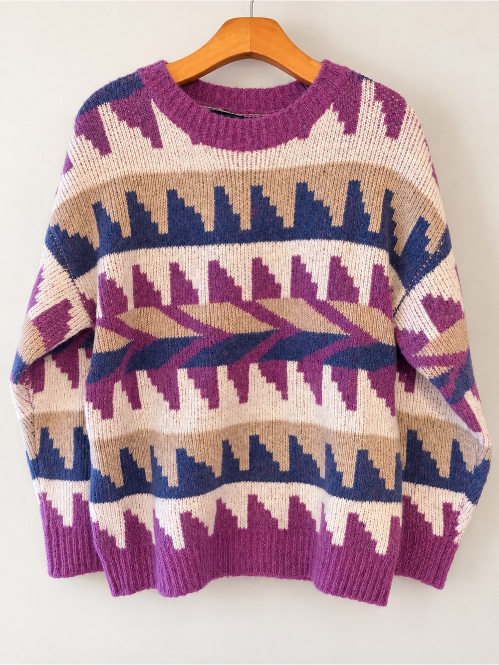 VICI Purple Geometric Oversized
Knit Sweater - Medium